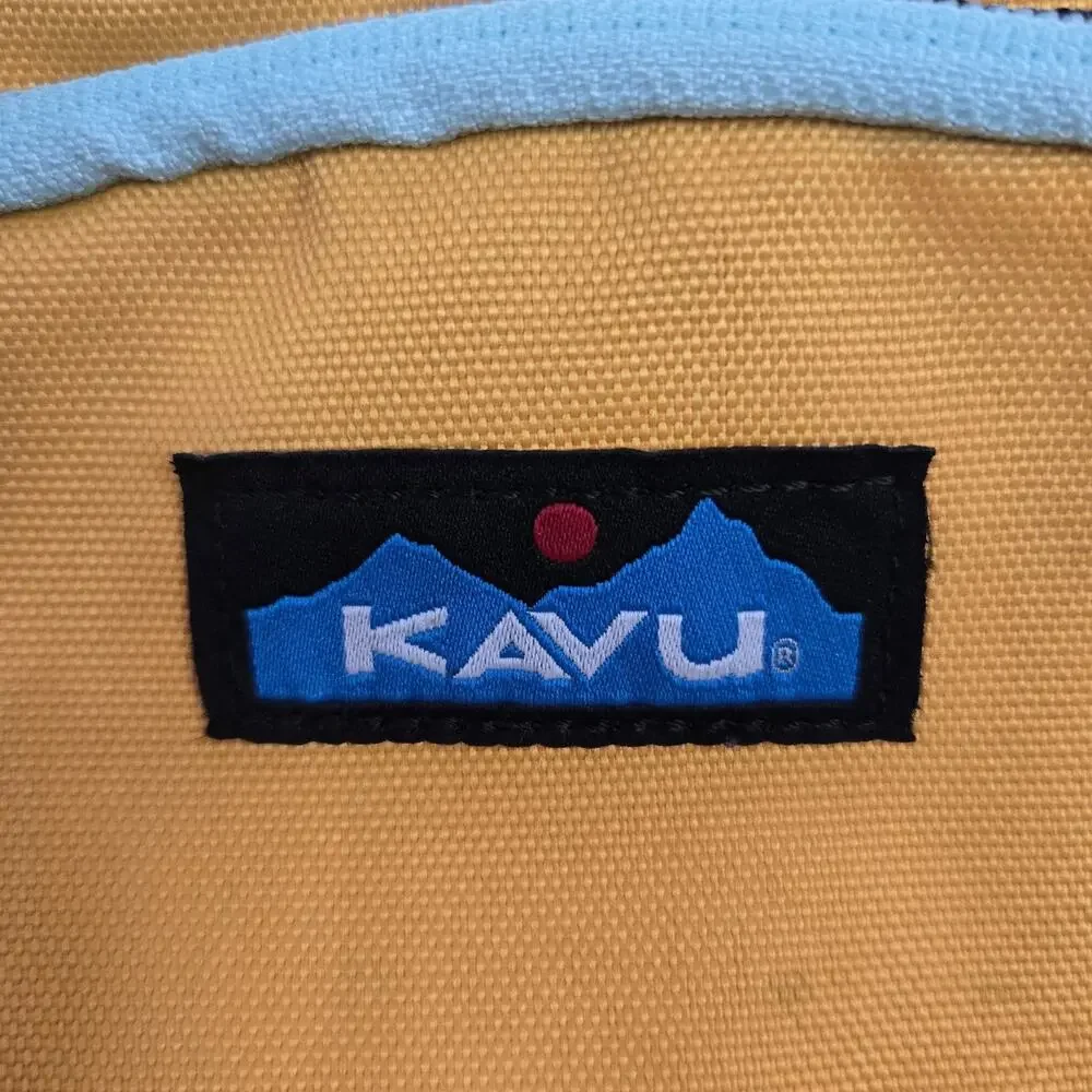 KAVU Spectator Fanny Pack – Adjustable Strap – Pre-Owned